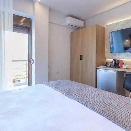 9 Luxury Sarti