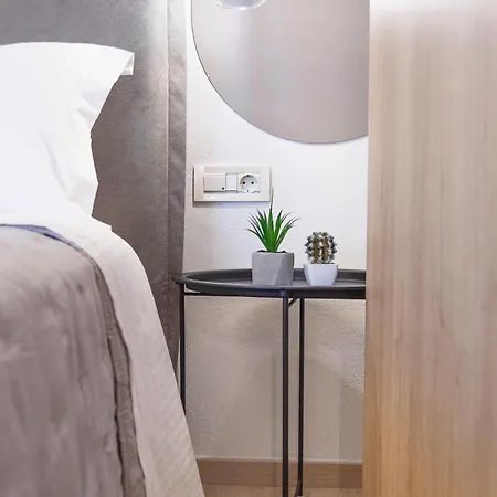 9 Luxury Hotel de apartamente Sarti