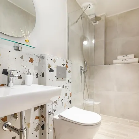 9 Luxury 3*