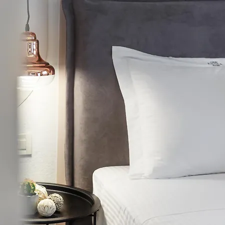 9 Luxury Sarti